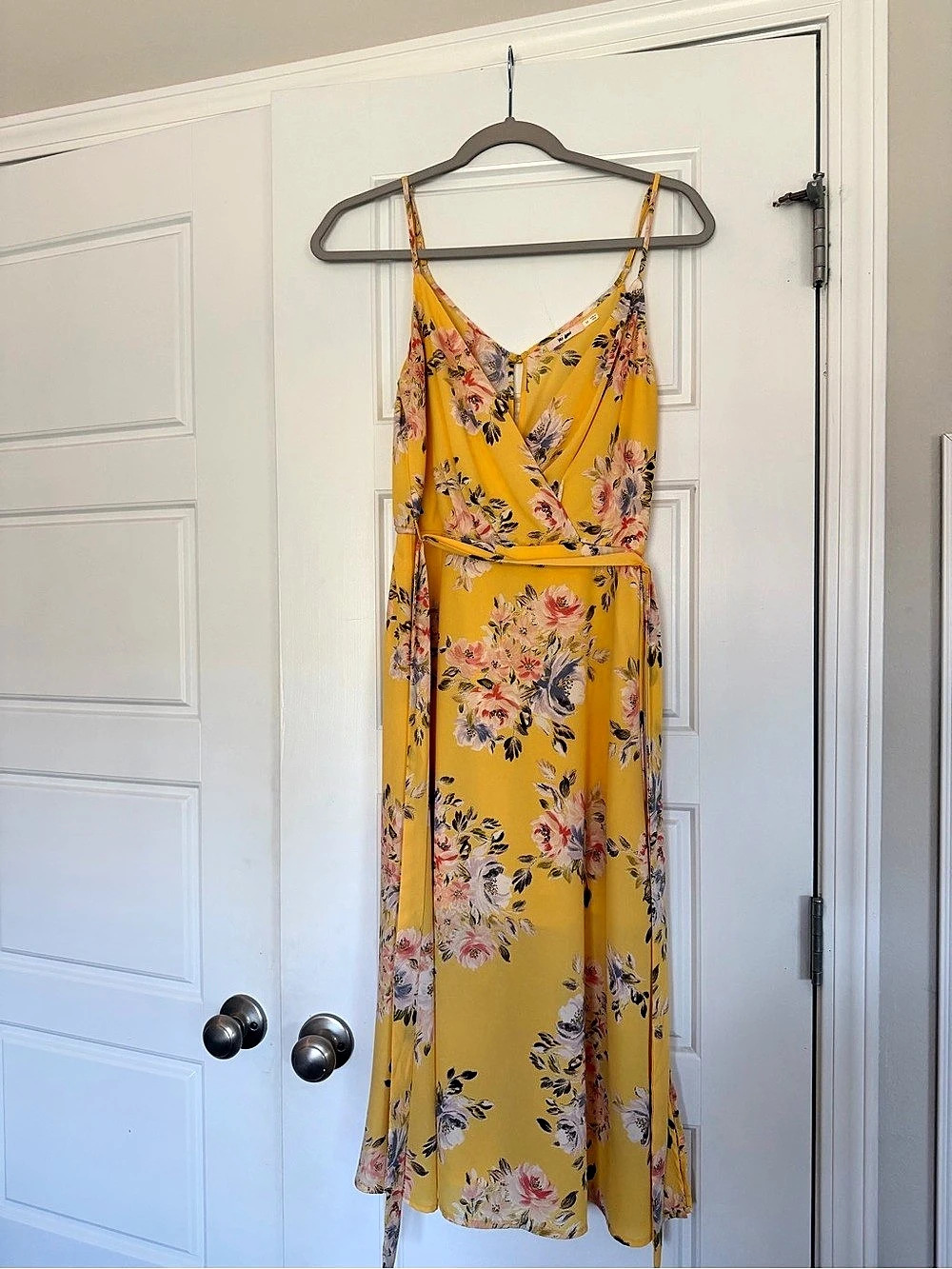 Mi Ami Floral Maxi Dress Yellow Size Medium Like New